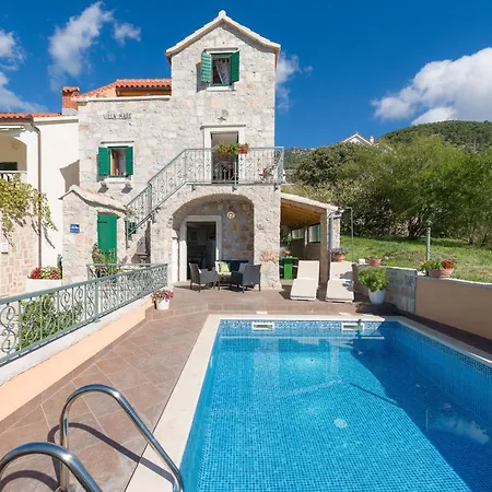 Mare Villa